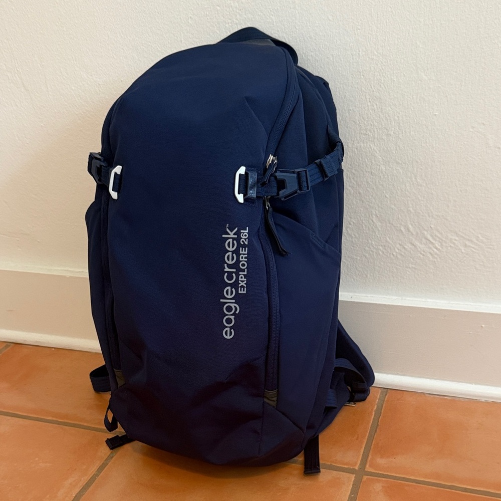 Eagle Creek Explore Travel Commuter Backpack - 26L Blue - excellent!